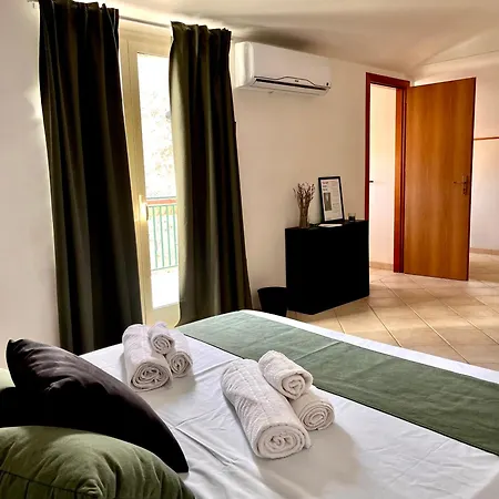 The Bell Tower House 3*