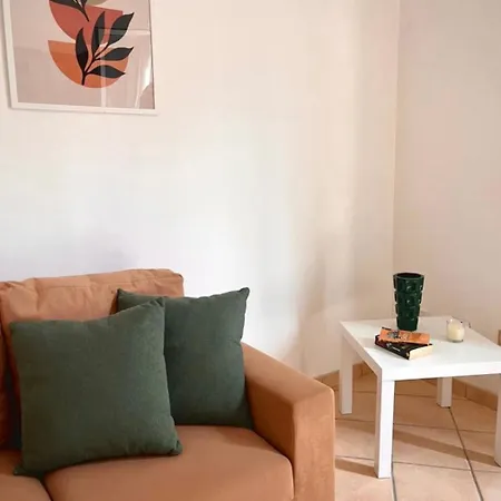 The Bell Tower House 3* Castrofilippo
